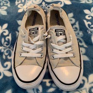 Women’s SZ 7 slip on converse